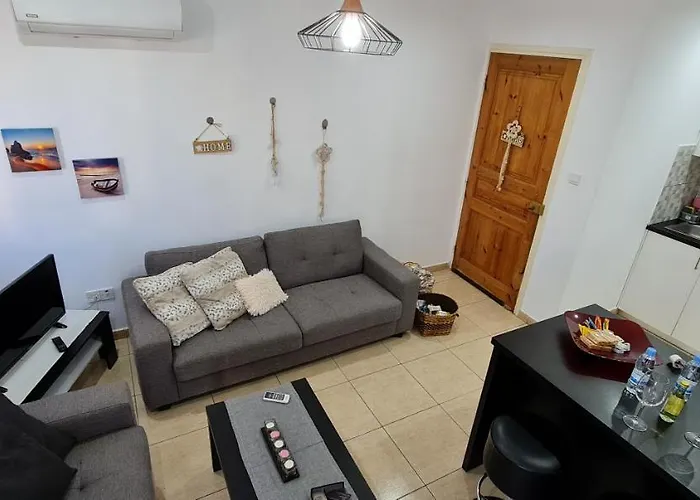 Charalambous Apartament Paphos