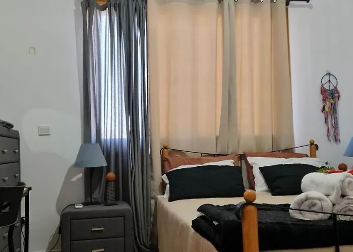 Charalambous Apartament *