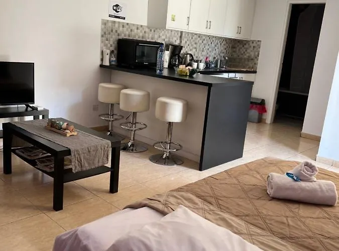 Charalambous Apartament