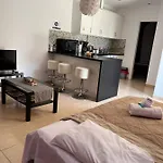 Charalambous 아파트