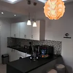 Charalambous شقة *