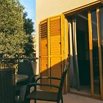 Charalambous 아파트