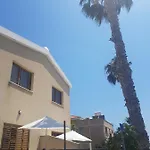 Charalambous 파포스