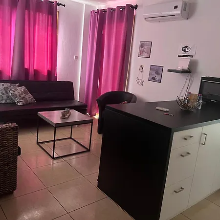 Apartment Charalambous *