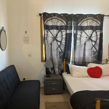 Apartment Charalambous