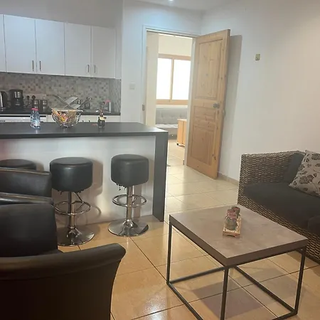 Apartment Charalambous *