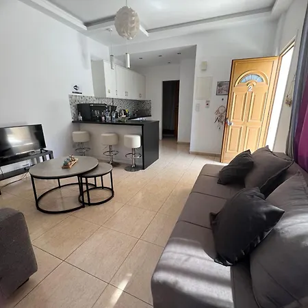 Charalambous Apartment Paphos