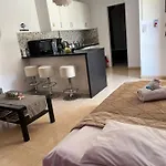 Charalambous 아파트