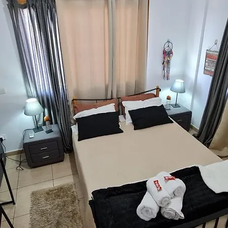 Charalambous Apartamento